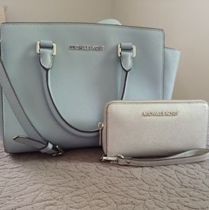 Michael kors cross body and wristlet